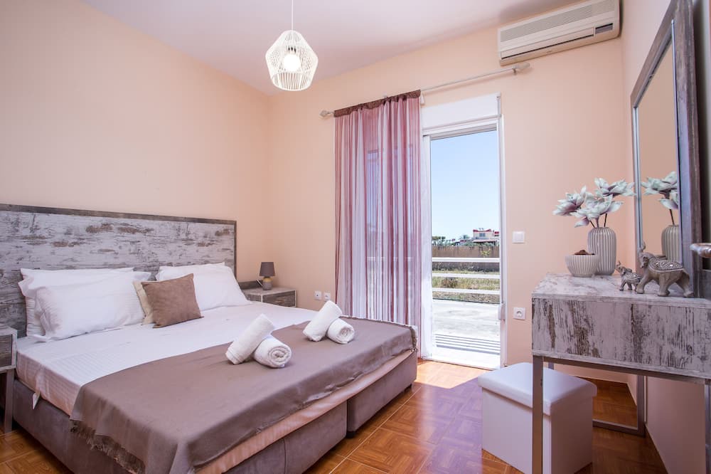 Photo of Bedroom in Kalathos