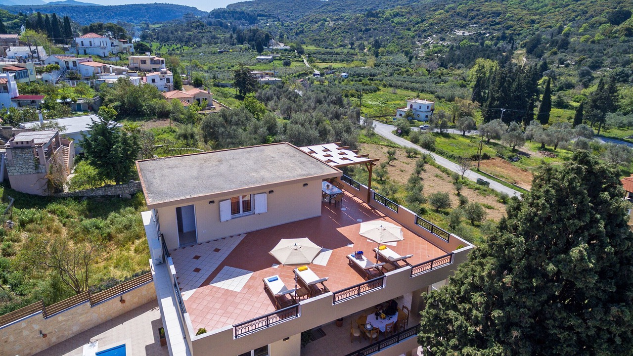 Photo of Outdoor in Amnatos