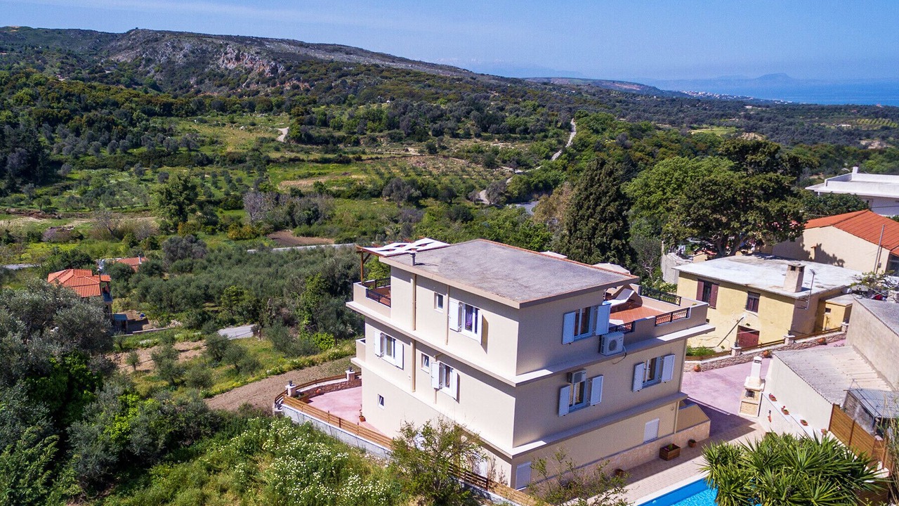 Photo of Outdoor in Amnatos
