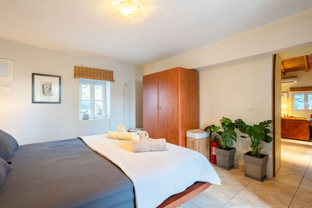 Photo of Bedroom in Katsaraiika