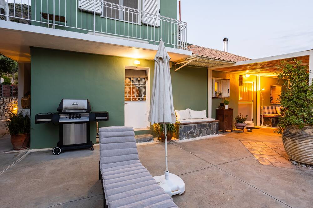 Photo of Patio Balcony in Katsaraiika