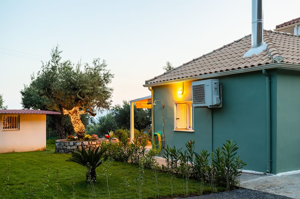 Photo of Outdoor in Katsaraiika