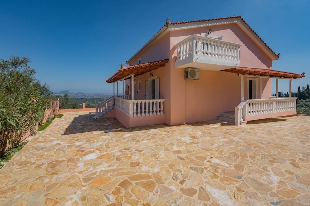 Photo of Outdoor in Romirion