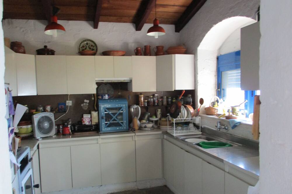Photo of Kitchen in Perdhika
