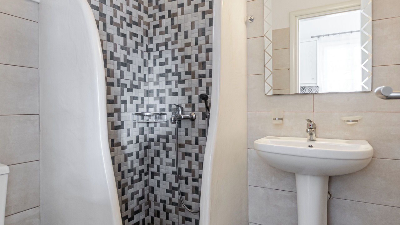 Photo of Bathroom in Plaka