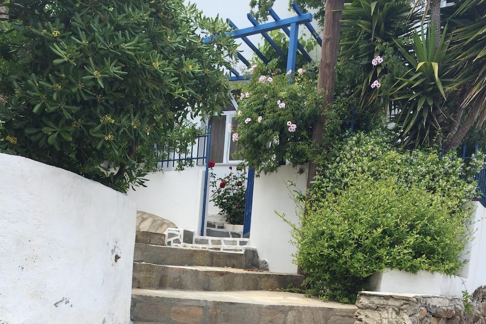 Photo of Outdoor in Lefkes