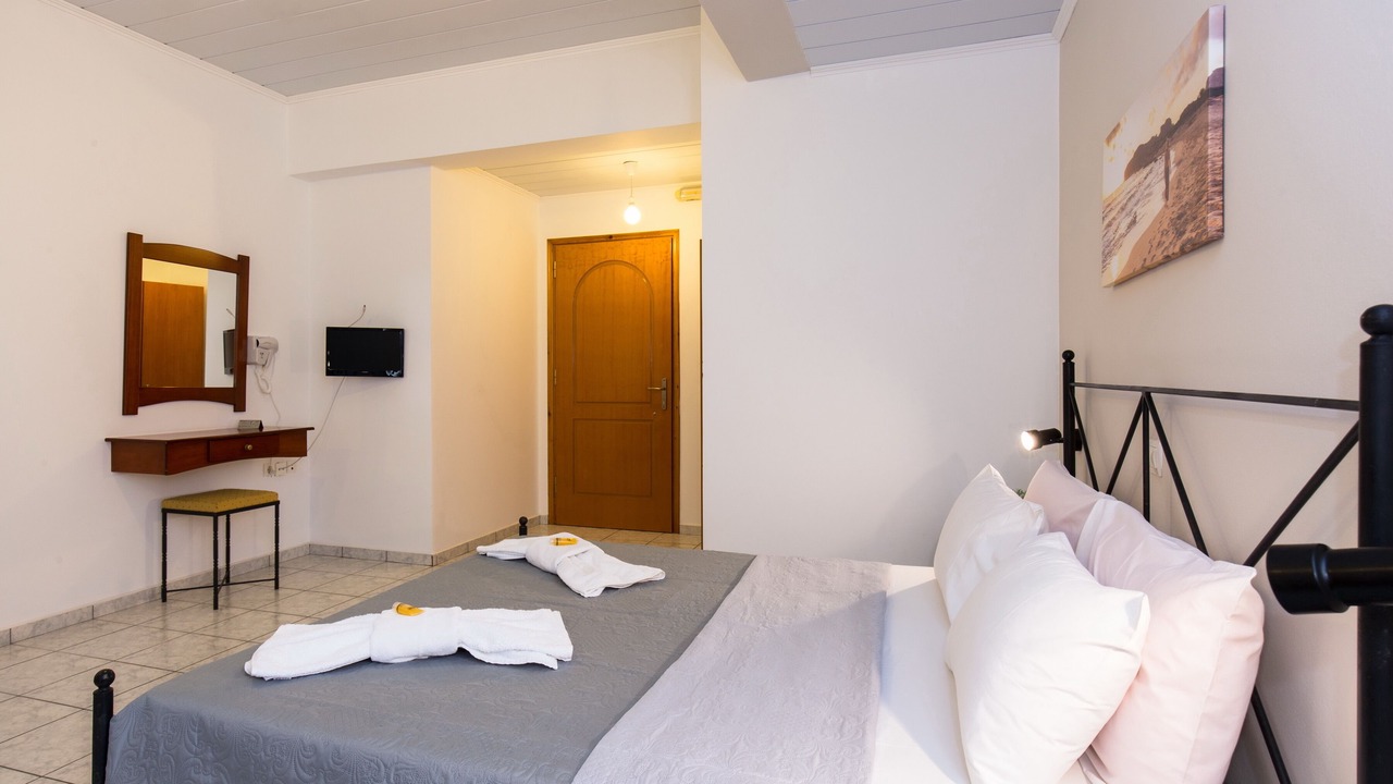 Photo of Bedroom in Platanos