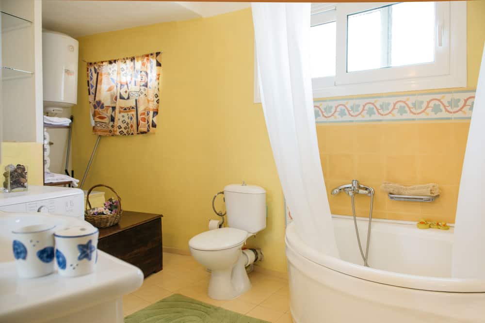 Photo of Bathroom in Nea Anchialos