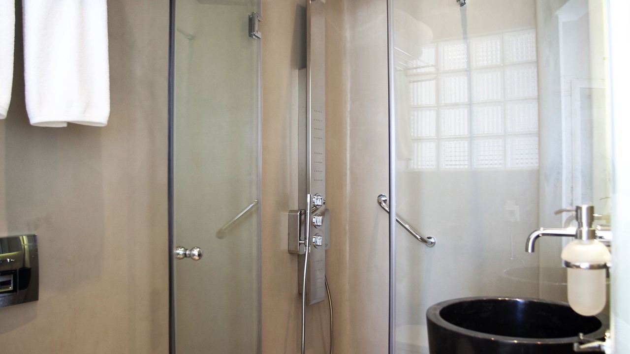 Photo of Bathroom in Naousa