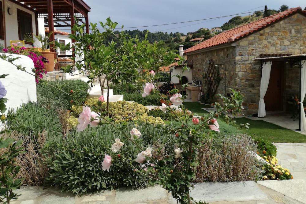 Photo of Outdoor in Nikita