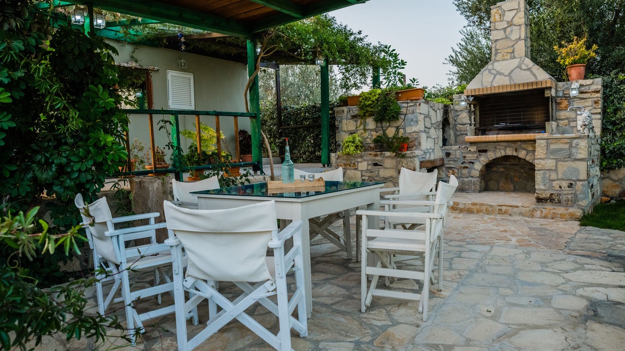 Photo of Outdoor in Petrokefalion