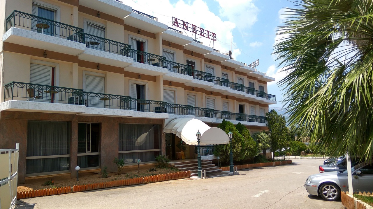 Photo of Outdoor in Metamorfosi