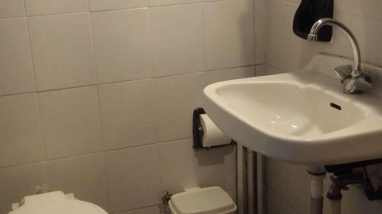 Photo of Bathroom in Skaramangas