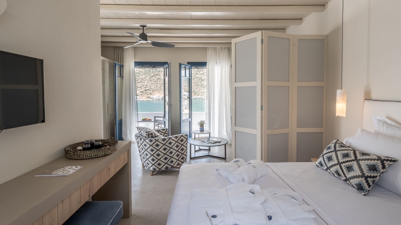 Photo of Bedroom in Kamares