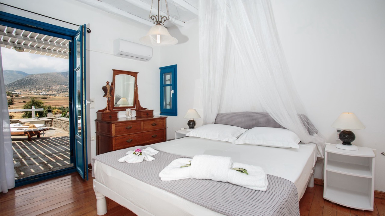 Photo of Bedroom in Paros