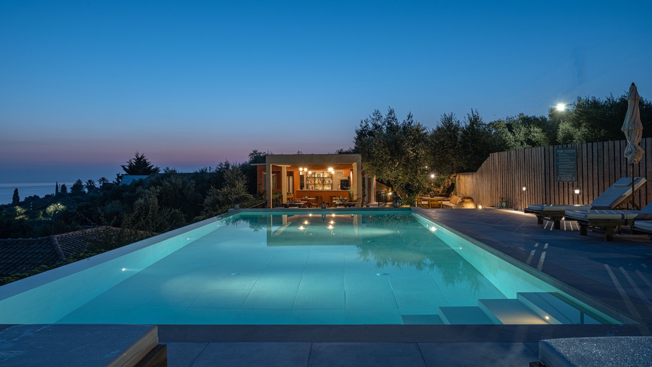 Photo of Outdoor in Alonia