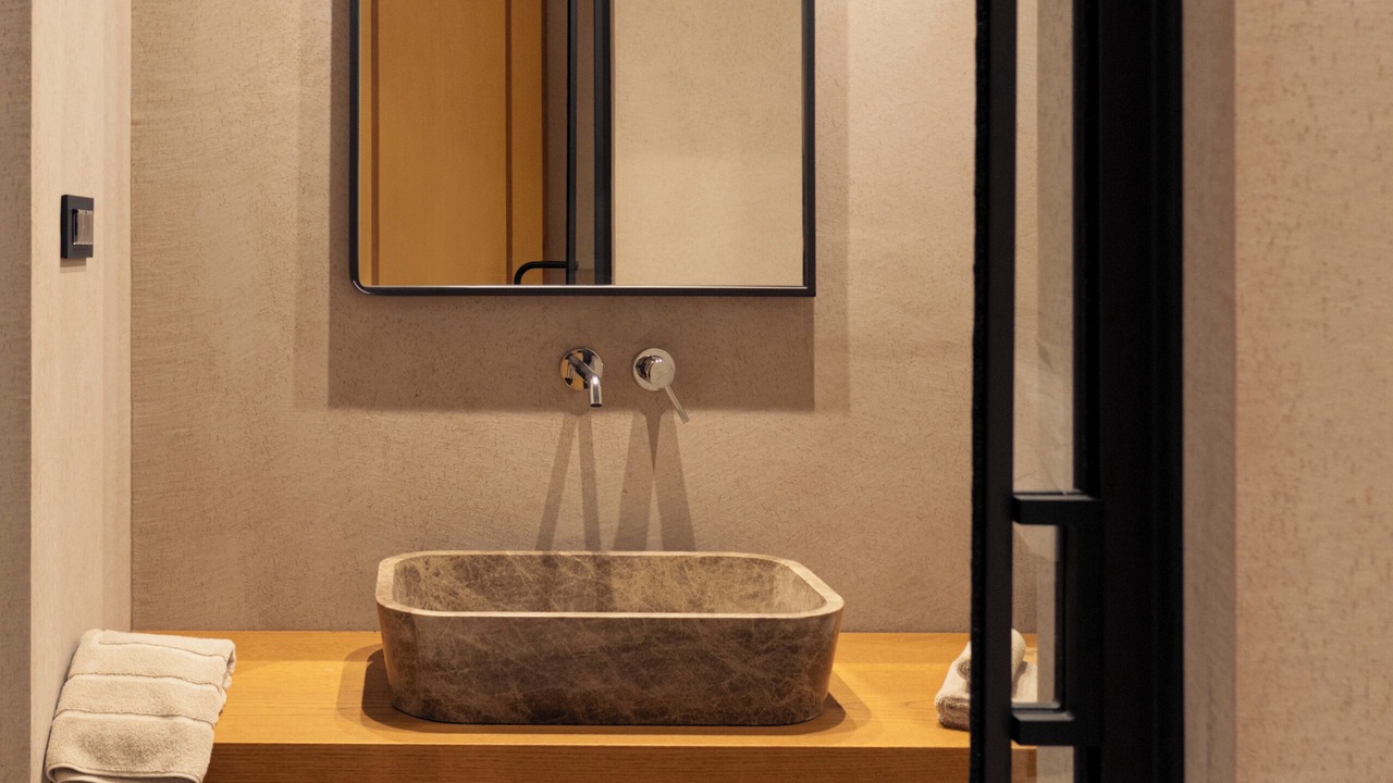 Photo of Bathroom in Longos