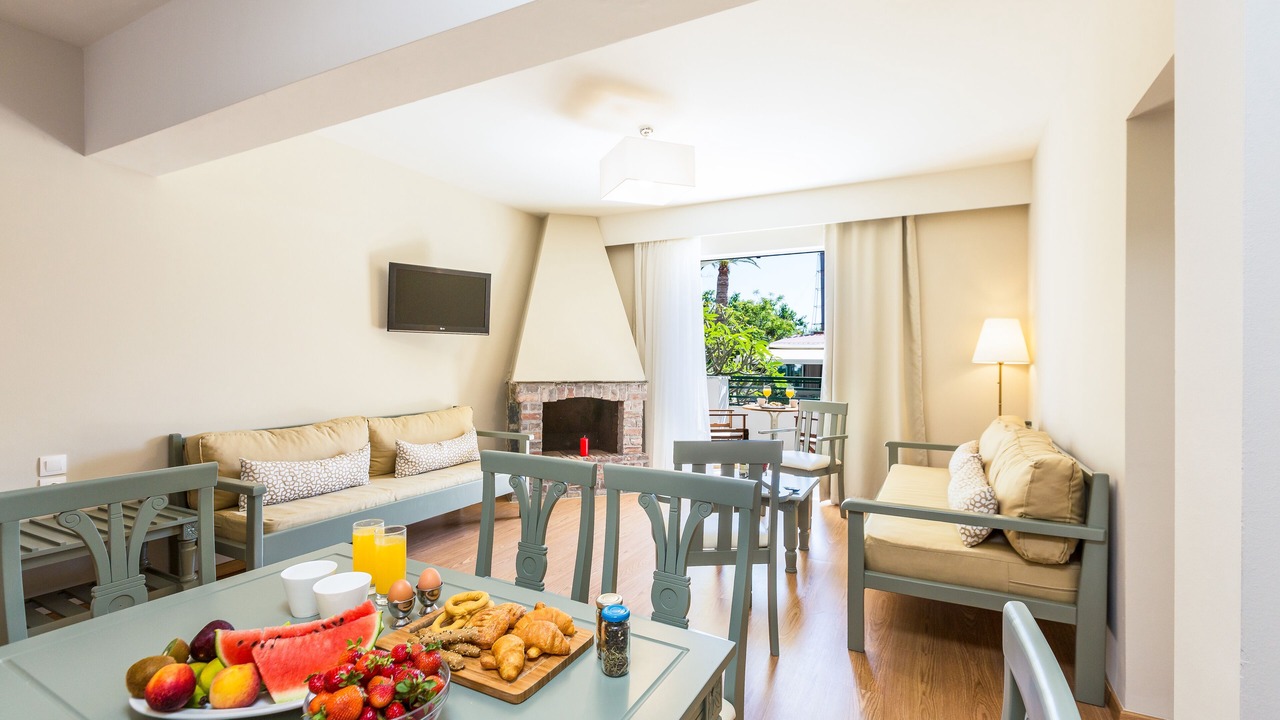 Photo of Livingroom in Platanes