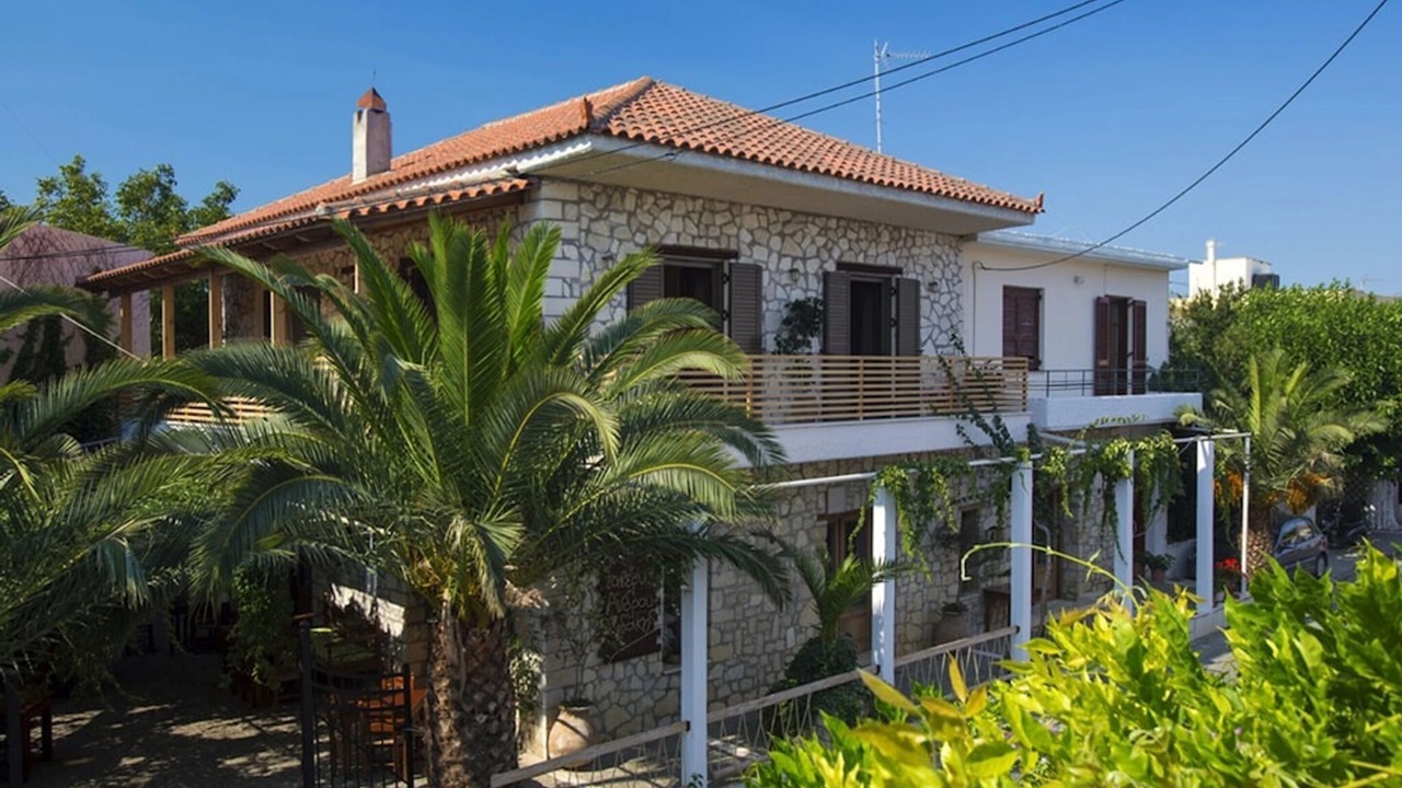 Photo of Outdoor in Monopari