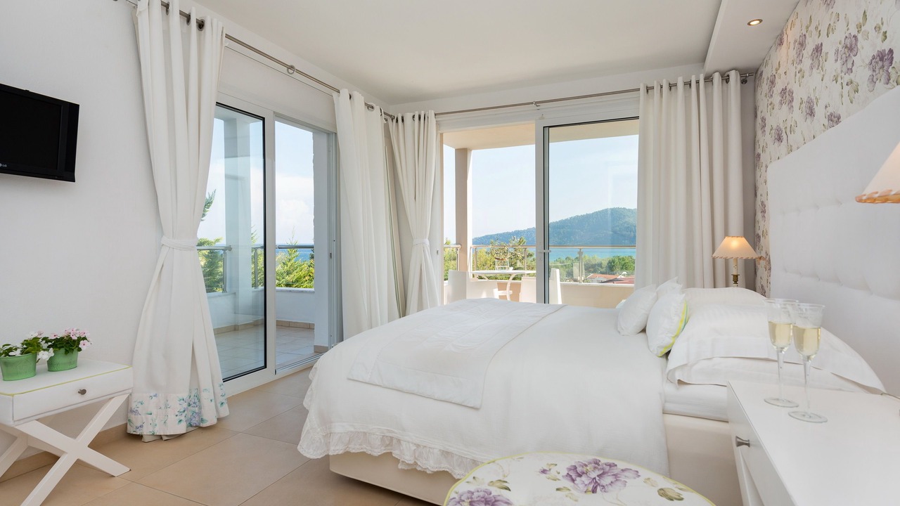 Photo of Bedroom in Chrisi Ammoudia