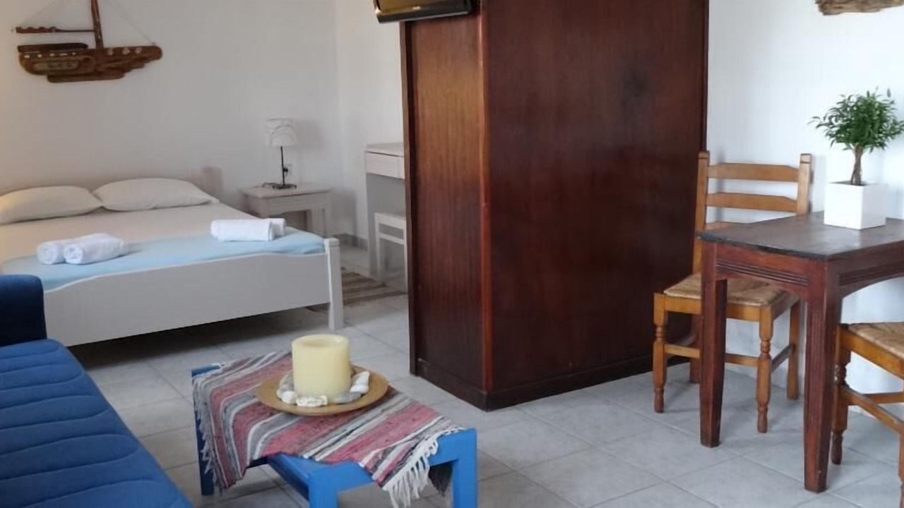 Photo of Bedroom in Milos