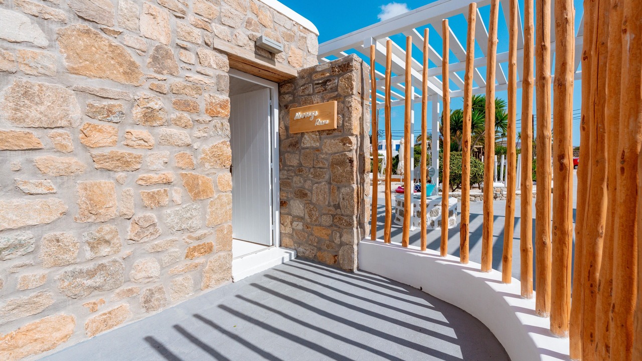 Photo of Outdoor in Glastros