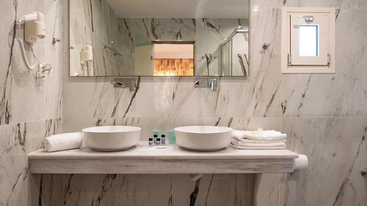 Photo of Bathroom in Benitses