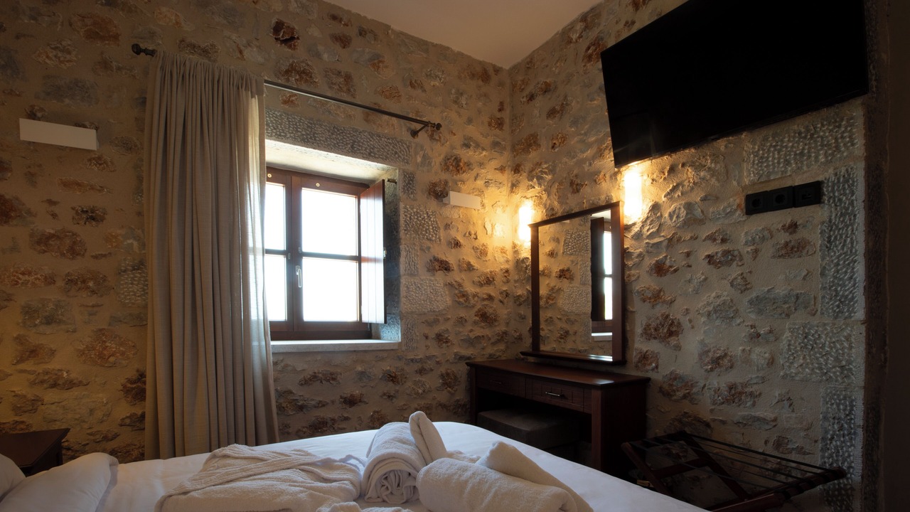 Photo of Bedroom in Omales