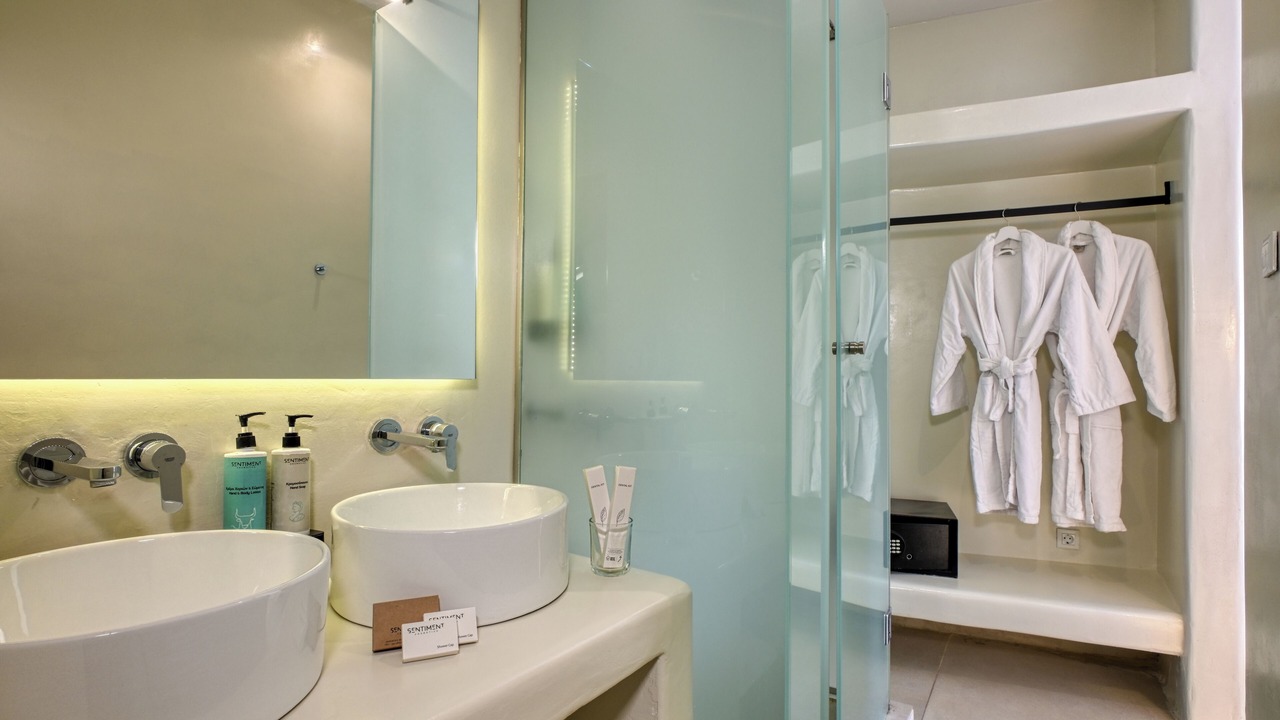Photo of Bathroom in Drafaki