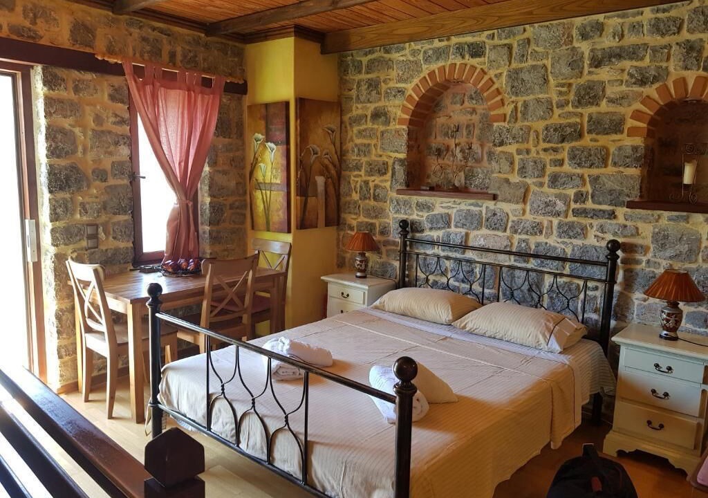 Photo of Bedroom in Avgonima