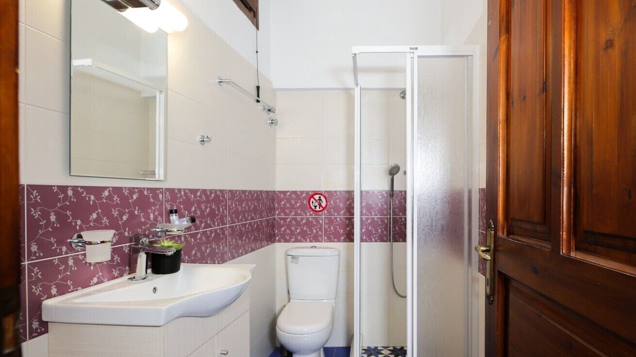 Photo of Bathroom in Portaria