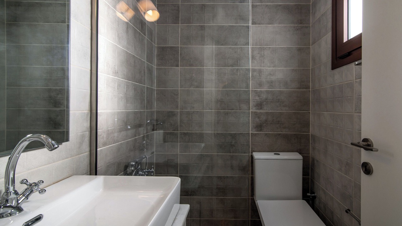 Photo of Bathroom in Episkopi