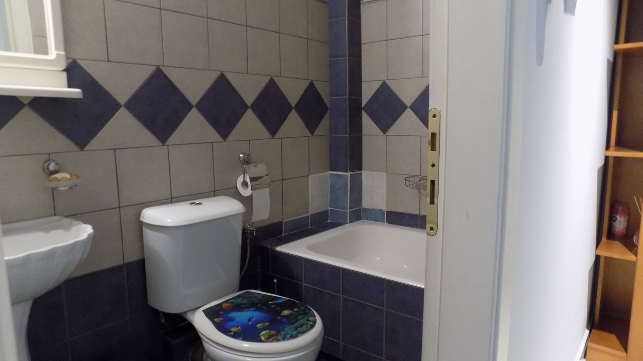 Photo of Bathroom in Volos City Centre