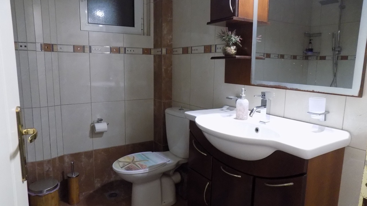 Photo of Bathroom in Volos City Centre