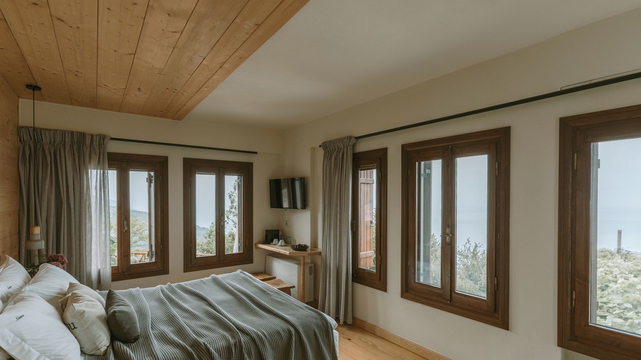 Photo of Bedroom in Mouresi