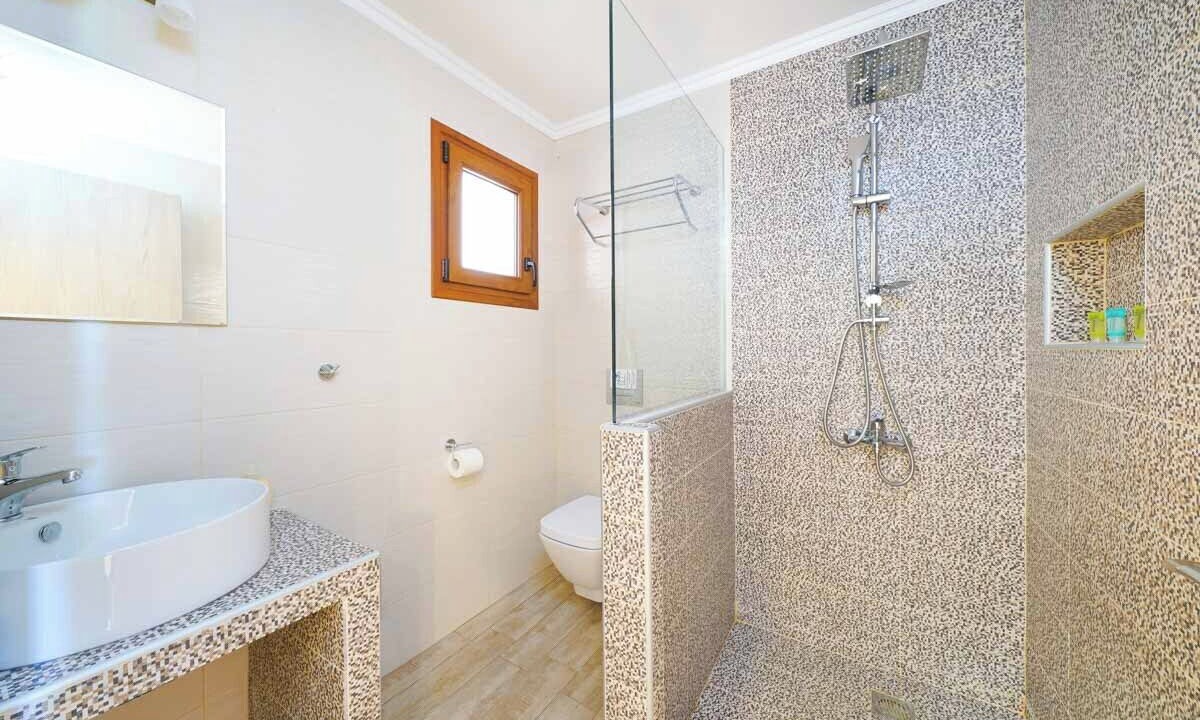 Photo of Bathroom in Koinira
