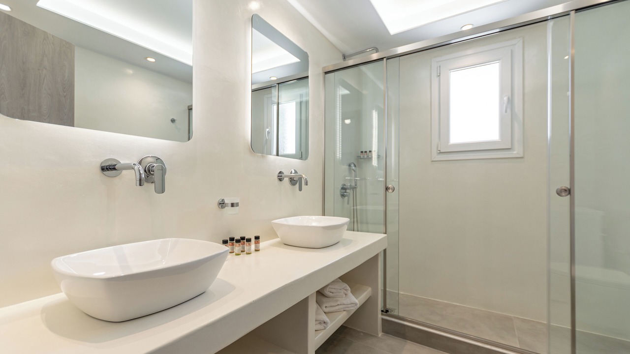 Photo of Bathroom in Plaka