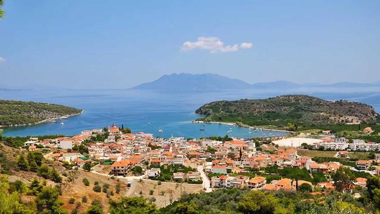 Photo of Outdoor in Melissopetra