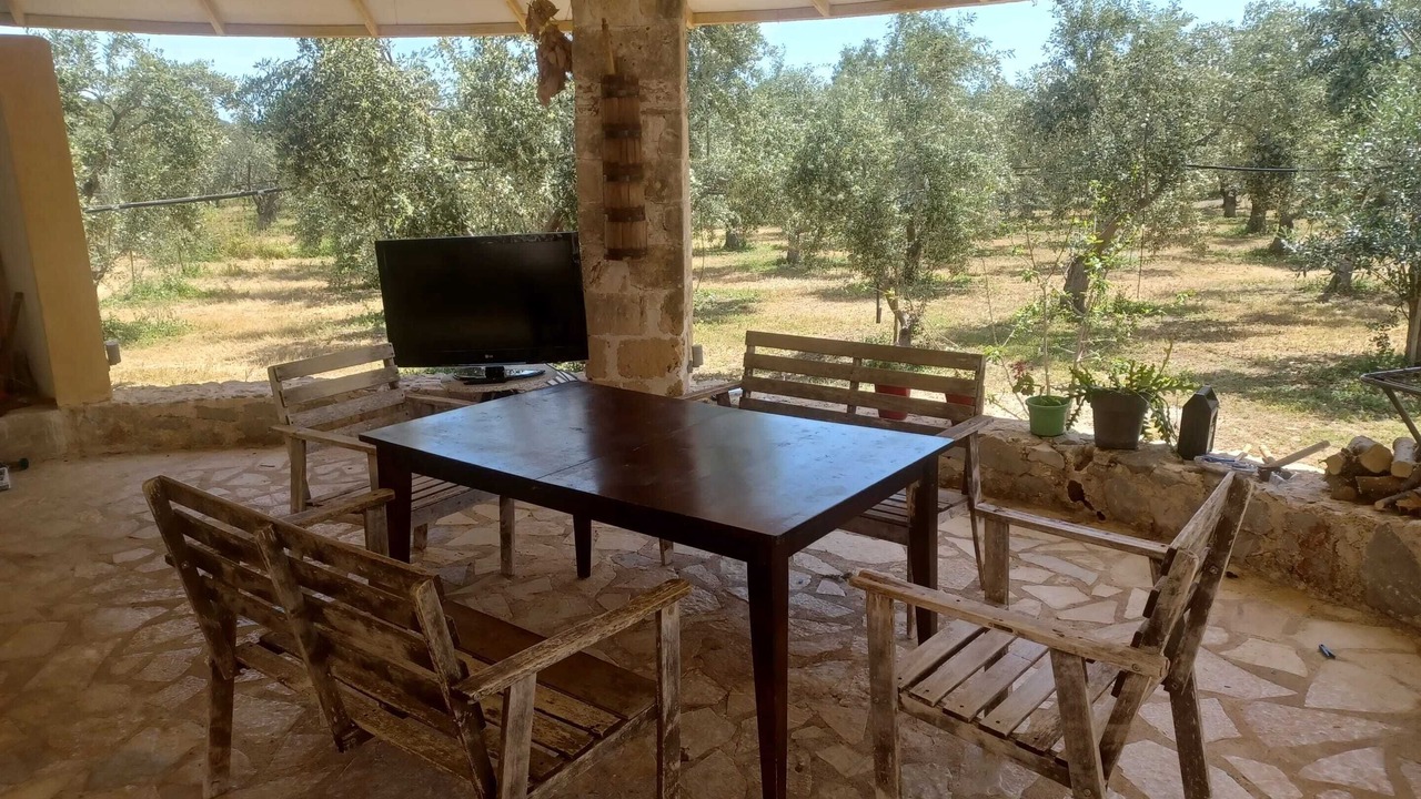 Photo of Outdoor in Melissopetra