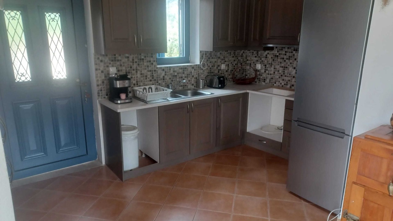 Photo of Kitchen in Melissopetra