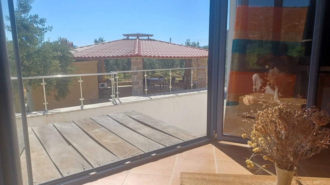 Photo of Outdoor in Melissopetra