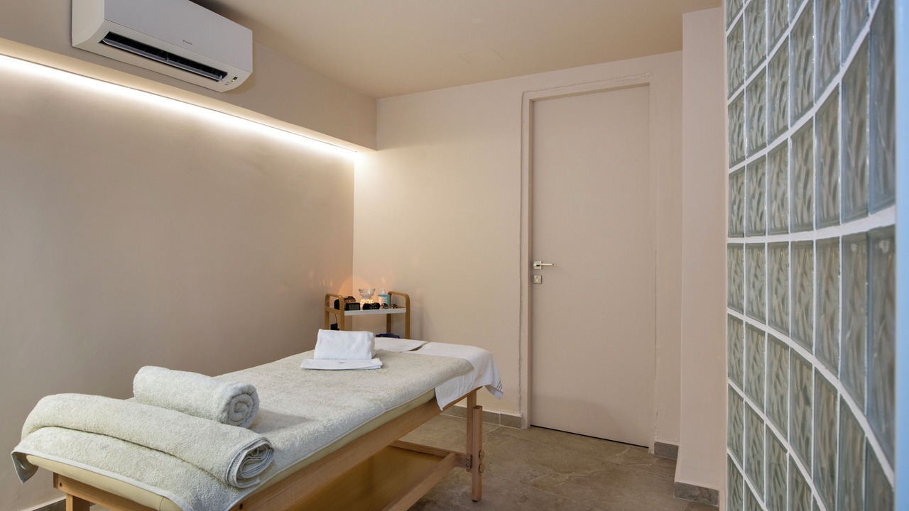 Photo of Bedroom in Kavros