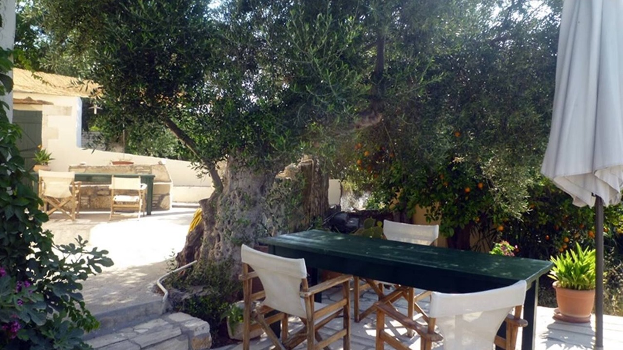Photo of Outdoor in Douliana