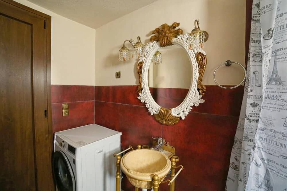 Photo of Bathroom in Ikaria