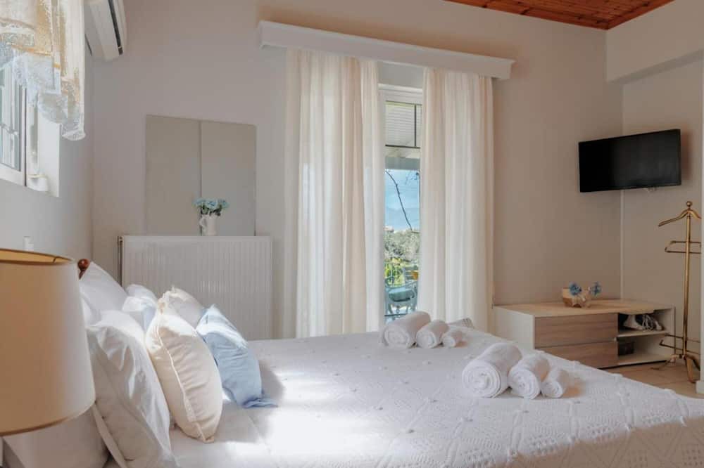 Photo of Bedroom in Kalamaki