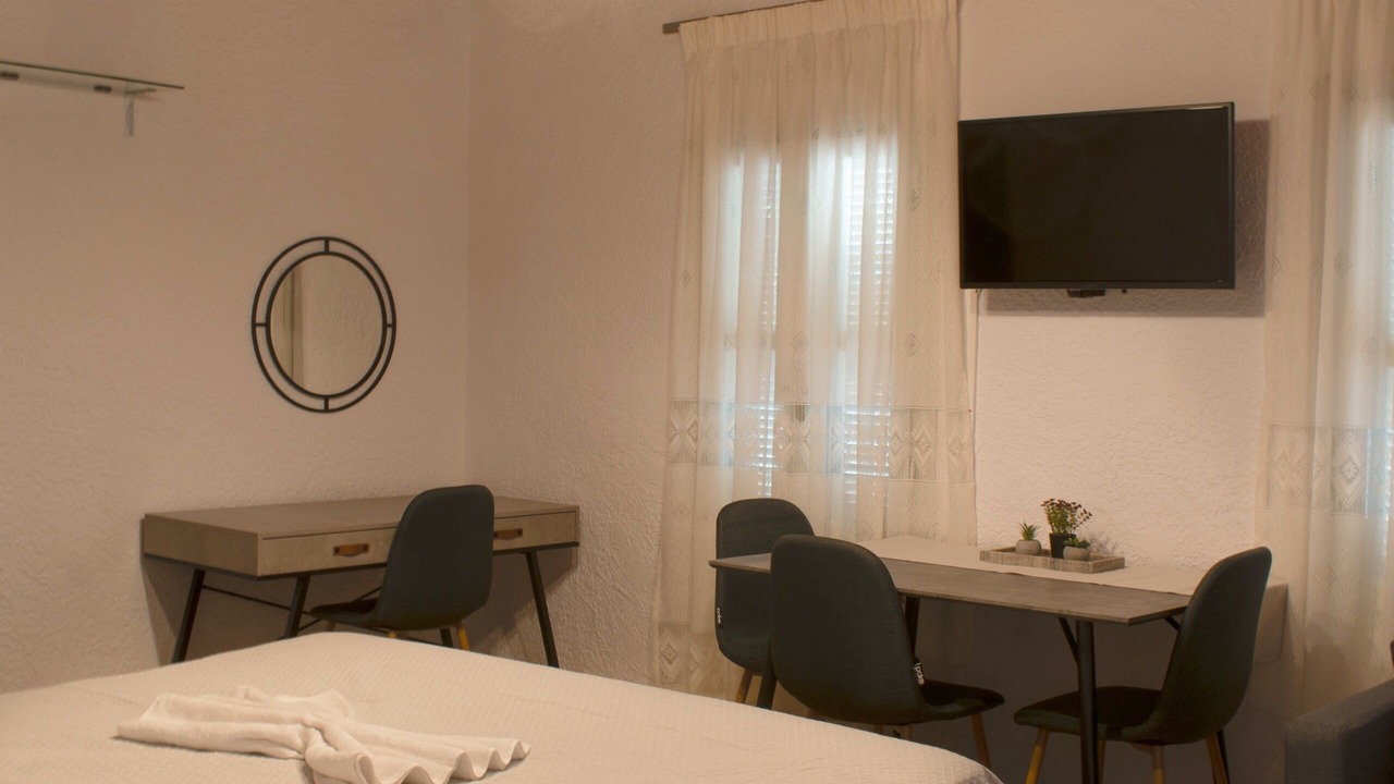 Photo of Bedroom in Petaloudes
