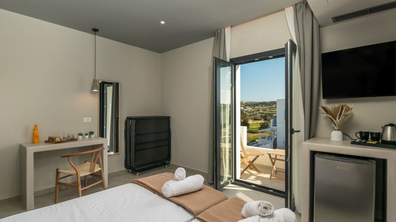Photo of Bedroom in Adamas
