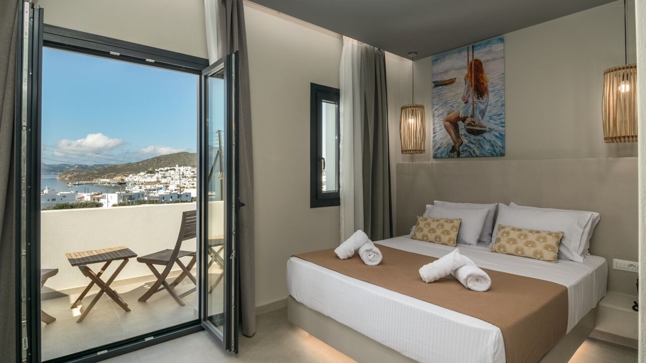 Photo of Bedroom in Adamas