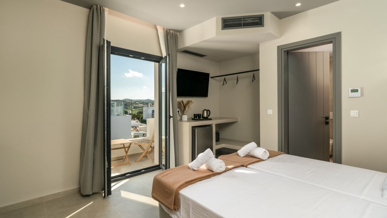 Photo of Bedroom in Adamas