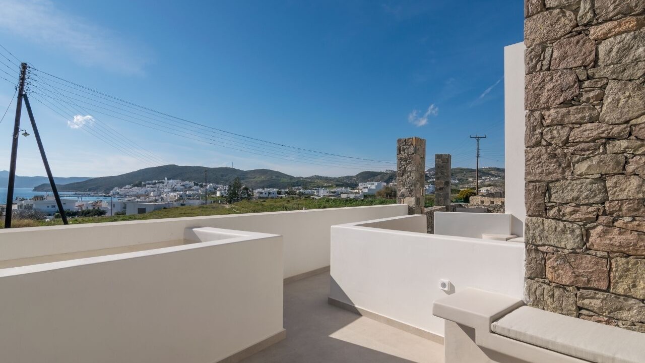 Photo of Bedroom in Adamas